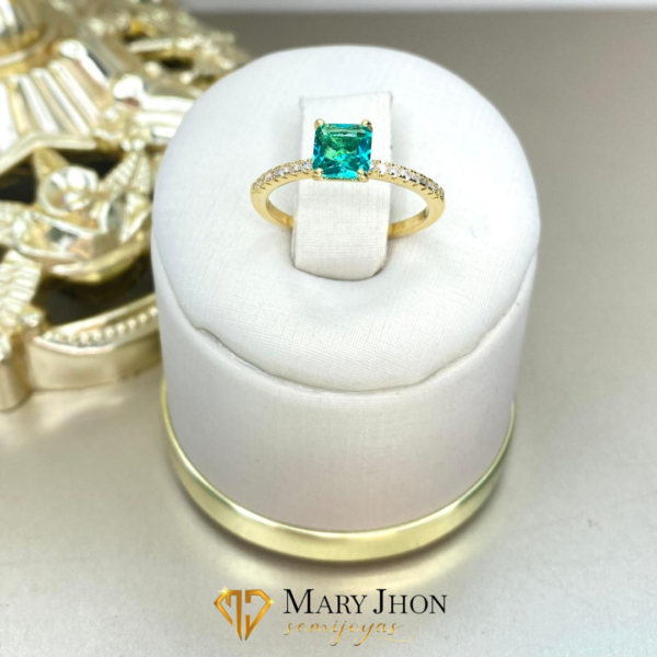 Anillo Cuadrado Aqua