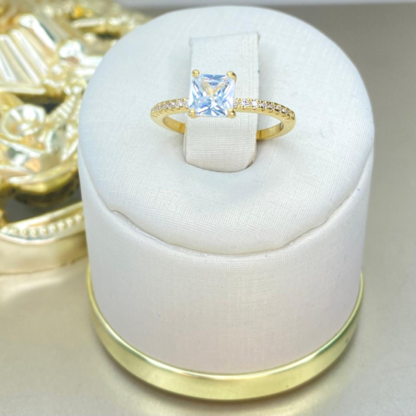 Anillo Cuadrado Cristal - Image 2