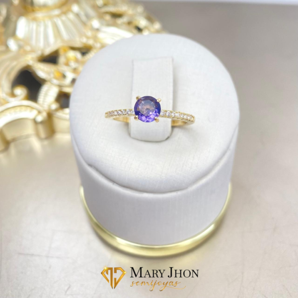 Anillo Solitario Morado