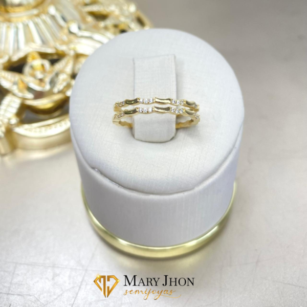 Anillo Duplo En Zirconias