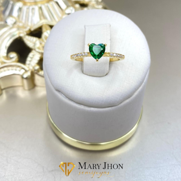 Anillo Corazón Esmeralda