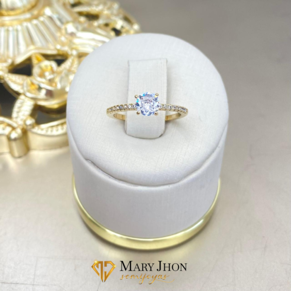 Anillo Solitario Cristal